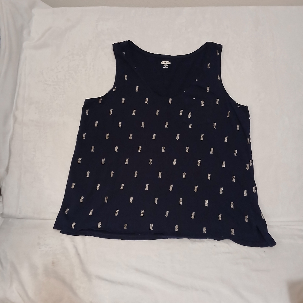 Old Navy Tank Top  Women's Size XL Navy Blue Silver Pineapple Print Summer Wear